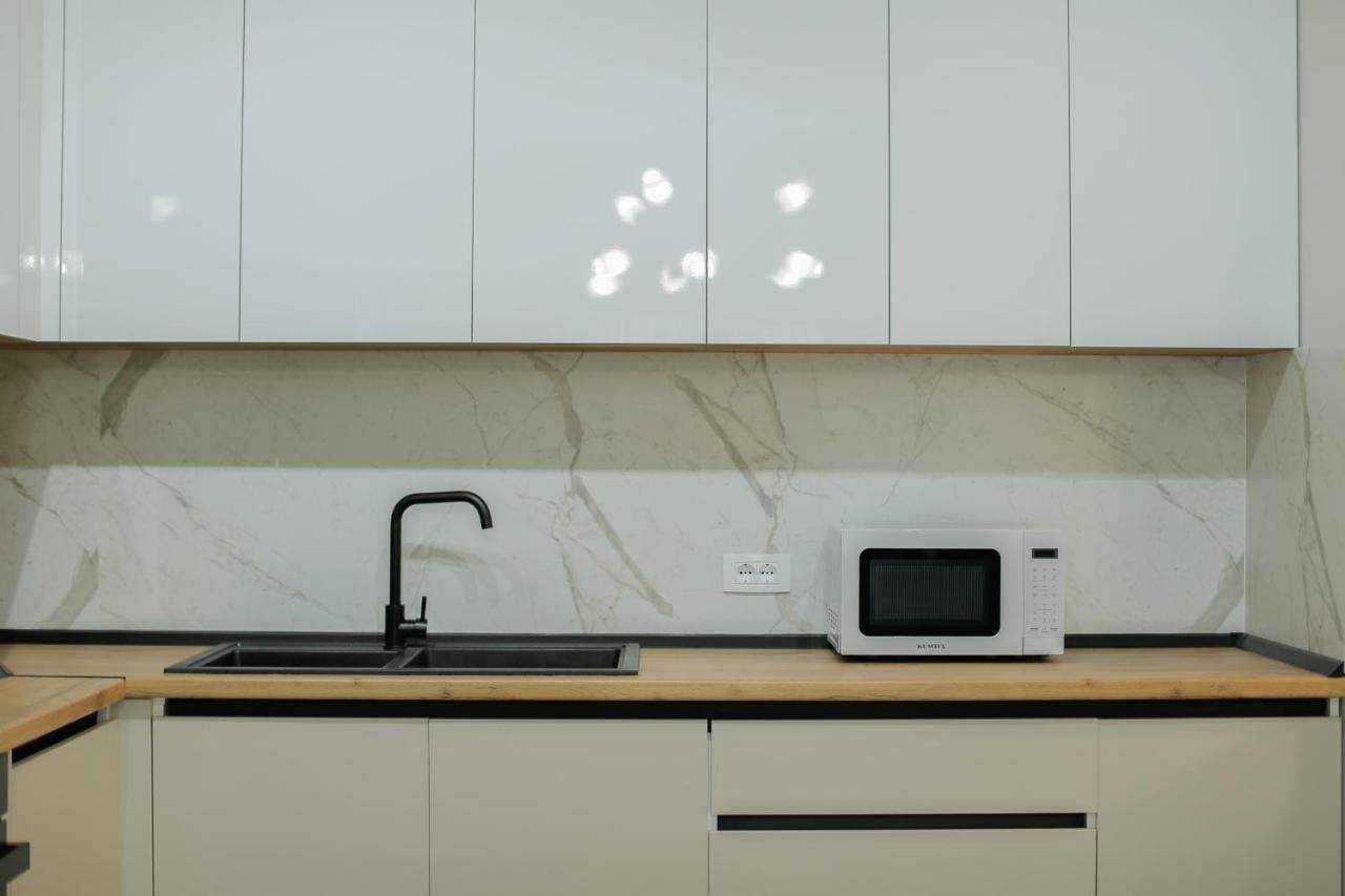 Miku Apartment-elegant 1bd At Olympic *