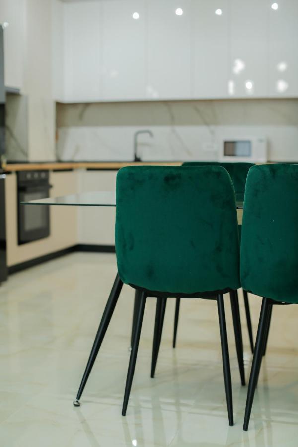 Miku Apartment-elegant 1bd At Olympic *