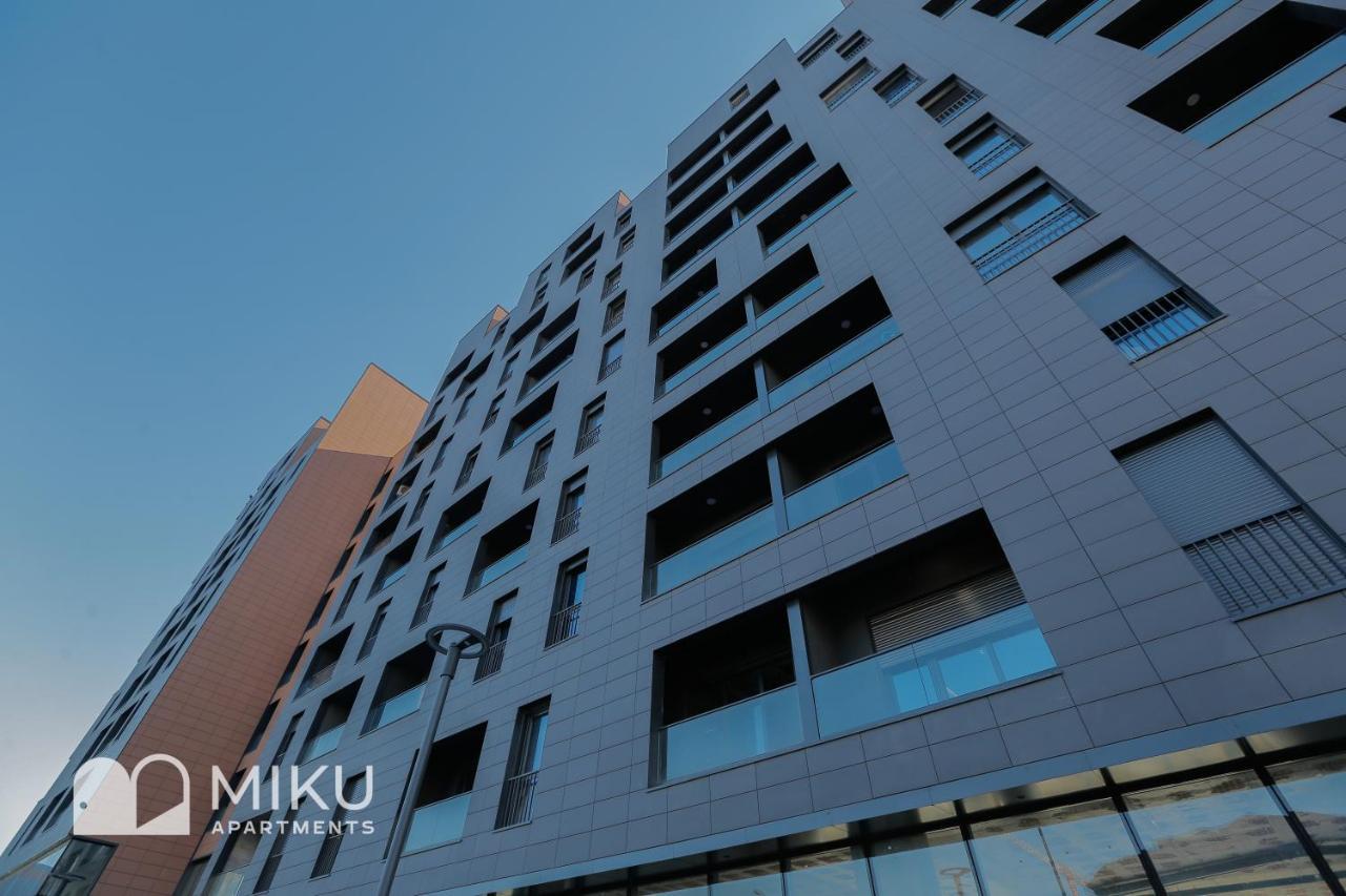 Miku Apartment-elegant 1bd At Olympic Apartamento Tirana